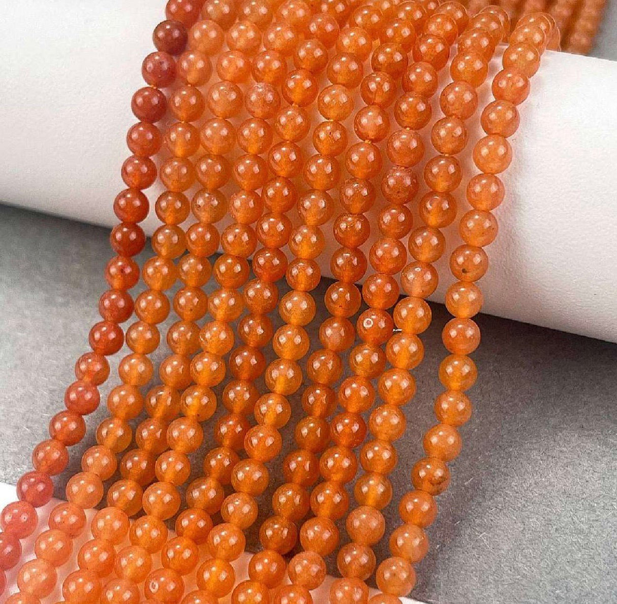Aventurin Perler – Rød, Runde (3mm) Grade A - Uniq Perler - 123810