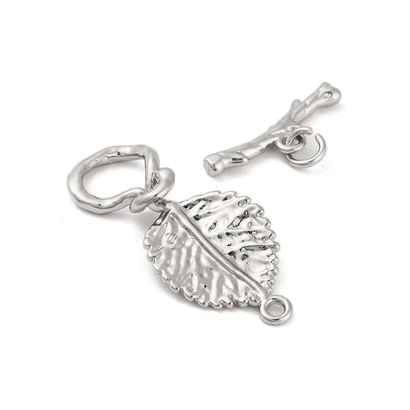 Blad Toggle Lås, Platin Belagt Messing, 33x15x7,5mm - Uniq Perler - 113247