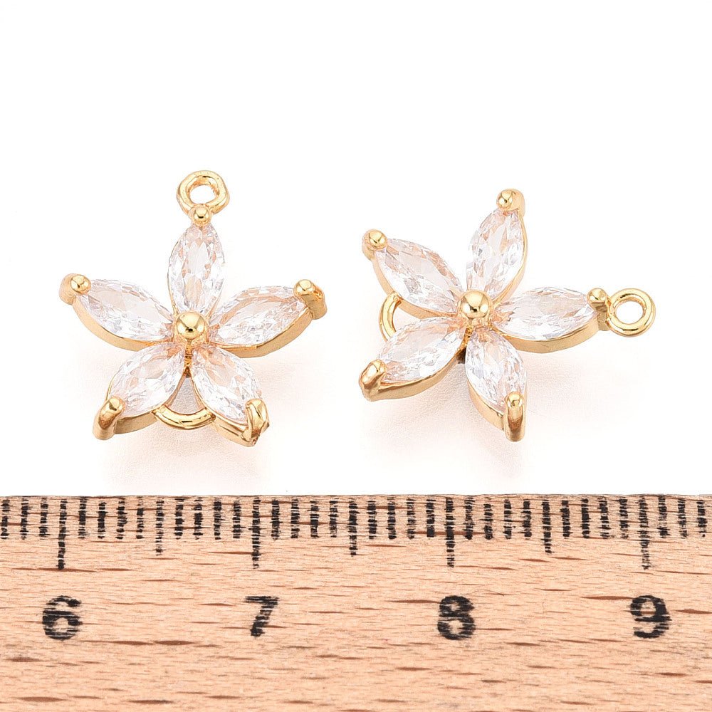 Blomster Mellemled Med Zirkonia – 18K Langtidsholdbar Forgyldt Messing (15,3x14x4,8mm) 2 stk. - Uniq Perler - 123947