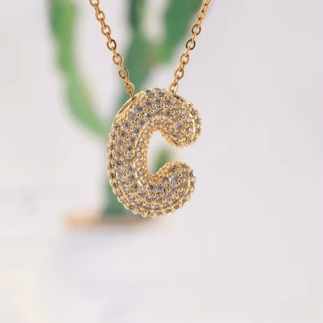 Bogstav Vedhæng Med Zirkonia - Flere forskellige – 18K Forgyldt Messing (22mm) - Uniq Perler - 118309