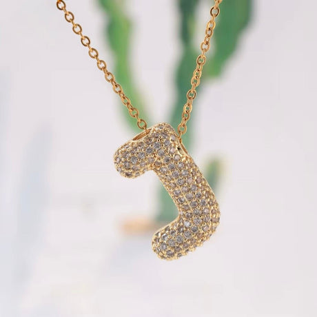 Bogstav Vedhæng Med Zirkonia - Flere forskellige – 18K Forgyldt Messing (22mm) - Uniq Perler - 118313