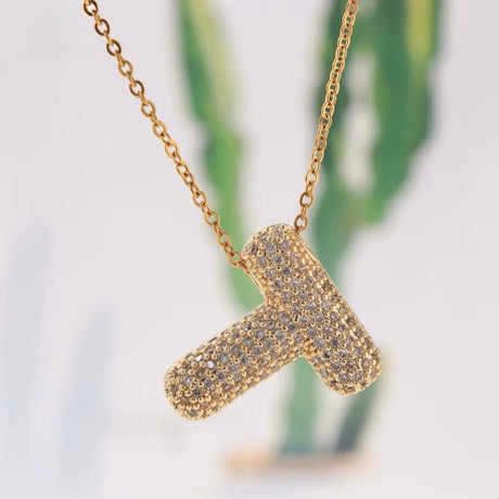 Bogstav Vedhæng Med Zirkonia - Flere forskellige – 18K Forgyldt Messing (22mm) - Uniq Perler - 118322