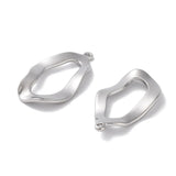 Bølget Ovalt Vedhæng, Platin Farvet Messing, 21x11mm, 2 stk. - Uniq Perler - 112712