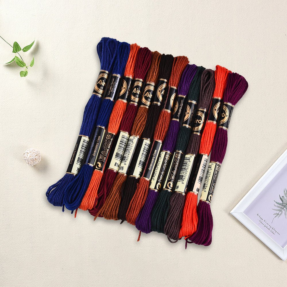 Broderigarn – Farve Mix, Polyester (0,5mm) 12 Dukker, 8m. - Uniq Perler - 126198