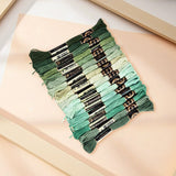 Broderigarn i Polyester – 6 - Trådet, Grøn Gradient (18 Dukker, 8m) - Uniq Perler - 