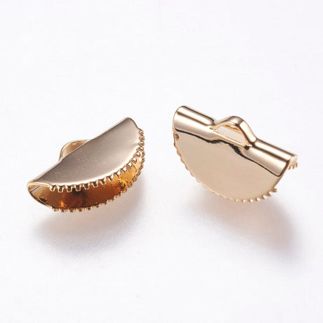 Buet Endestykker – Forgyldt Messing (10x15mm, 5 stk) - Uniq Perler - 492848