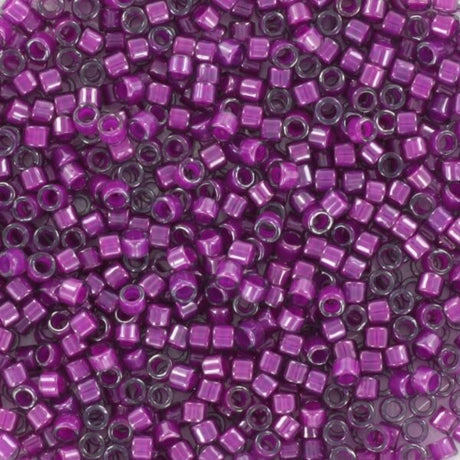 creabead miyuki beads Miyuki Delica Perler, DB 0281, fuchsia lined luster crystal 11/0