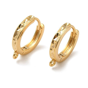 Hoops With Facet Pattern - 18K Gold-plated (15mm) - Uniq Perler - 112775