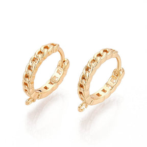 Hoop Earrings With Chain Pattern – 18K Gold-plated (14x13mm) - Uniq Perler - 116116
