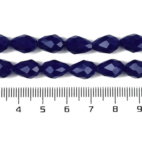 Dråbeformede Glasperler – Opaque Midnatsblå, Facetterede (8x6mm), 51 cm. - Uniq Perler - 125795