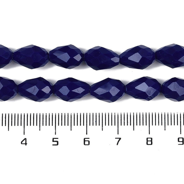 Dråbeformede Glasperler – Opaque Midnatsblå, Facetterede (8x6mm), 51 cm. - Uniq Perler - 125795