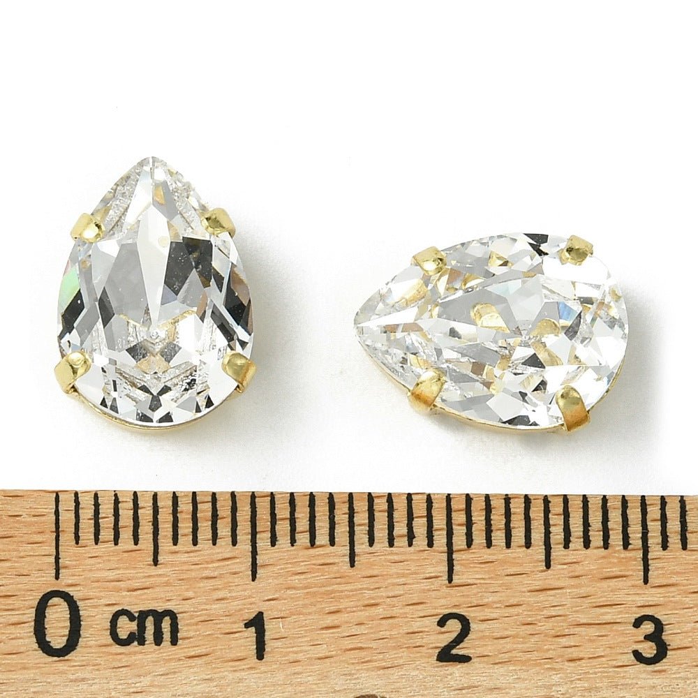 Dråbeformet Preciosa Krystal Mellemled – Klar, 18K Forgyldt Messing (14x10mm) - Uniq Perler - 123176