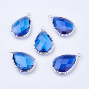 Drop Pendant – Blue Faceted Glass, Silver-colored (18x10x5mm) - Uniq Perler - 113157