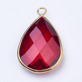 Drop Pendant With Faceted Glass, Red, 18x10x5mm - Uniq Perler - 112385