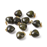 Dragon Blood Jaspis Hjerte Vedhæng – Messing,(18x15mm) - Uniq Perler - 