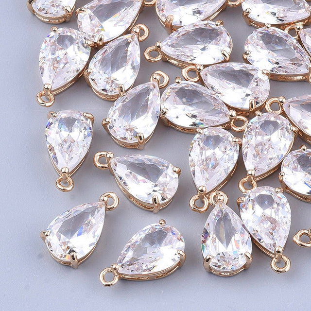 Facetteret Glas Vedhæng – Dråbe Klar (15mm) 2 stk. - Uniq Perler - 