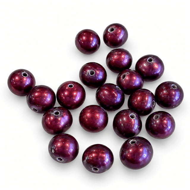 Farvet Ferskvandsperle -Mørk Bordeaux (5-6mm) 1 Stk - Uniq Perler - 126472