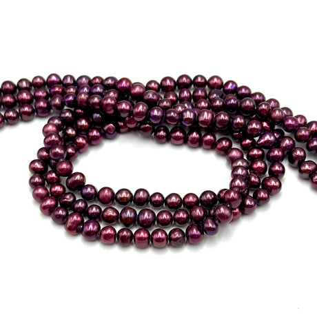 Farvet Ferskvandsperler, Lilla, 5 - 6mm - Uniq Perler - 814373