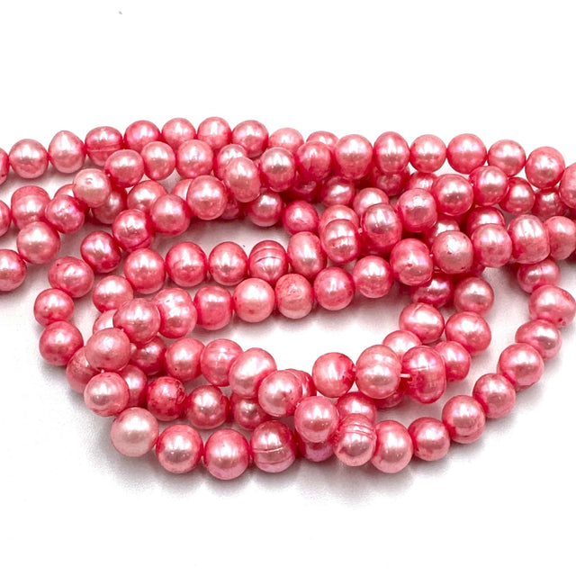 Farvet ferskvandsperler, Rosa/pink, str. 5 - 6mm - Uniq Perler - 64565