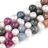 Farvet Naturlig Hvid Jade & Ferskvandsperler – Runde/Patato Perler (8~9mm, Streng) - Uniq Perler - 