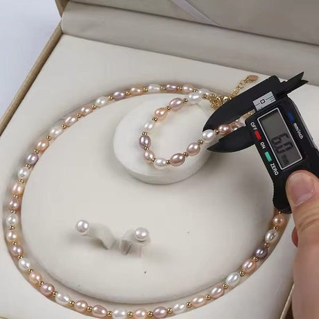 Ferskvandsperle Halskæde, Armbånd Og Ørestikkere – Grade AA (PREMIUM) - Uniq Perler - 111170