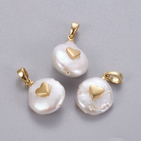 Freshwater Pearl Pendant With Heart Decoration, Long-Lasting Gold Plated, (12 - 16mm) - Uniq Perler - 35665567