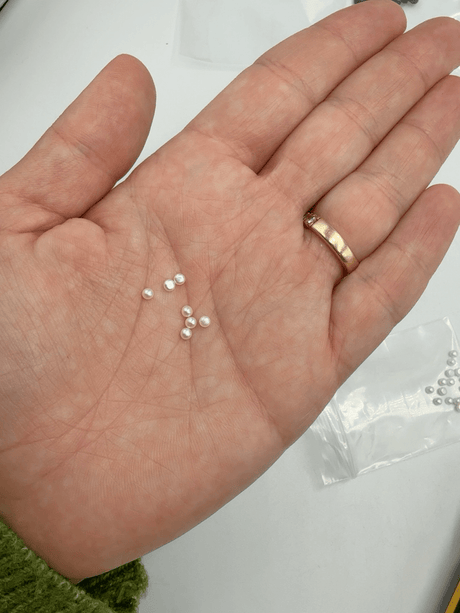 Ferskvandsperler, Flad Bagside, 2,5-3mm, (2 Stk) - Uniq Perler - 117742