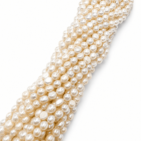 Ferskvandsperler – Hvid, Nugget, Grade A (6 - 8 x 6 - 6,5mm) - Uniq Perler - 122260