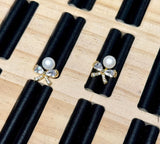 Ferskvandsperler, Topboret/Anboret, 6 - 7mm, (2 Stk) - Uniq Perler - 579367