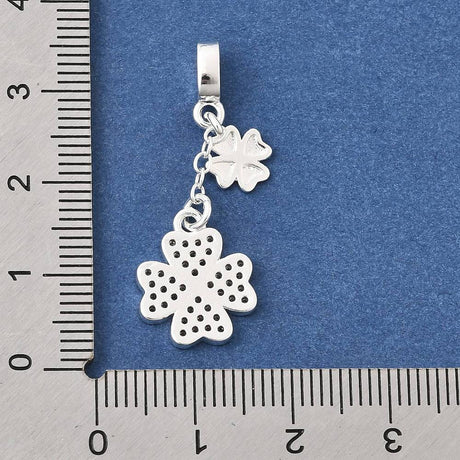 Firkløver Vedhæng med Zirkonia – Langtidsholdbar Sølvbelagt (35mm) - Uniq Perler - 120248
