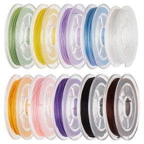 Flad Elastiksnor Til Armbånd – Farve Mix (0,8mm, 10 ruller) - Uniq Perler - 123525