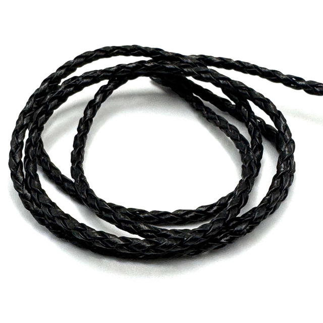 Flettet, Sort lædersnort i god kvalitet, 2,7 mm i dia.(1 meter.) - Uniq Perler - 756755