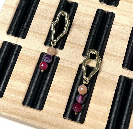 Forgyldte Ørestikkere, Organisk Look, (26x12mm) - Uniq Perler - 111409