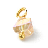 Glas Vedhæng – Antik Hvid/Beige, Trekantform (8x6x4,5mm) 8 stk - Uniq Perler - 115526