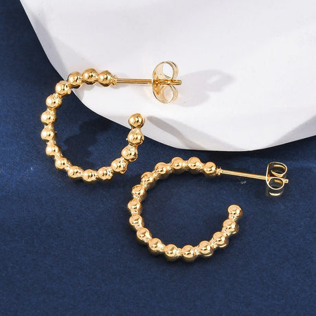 Half hoop ear studs in gold-plated steel – Water-resistant (18 mm) - Uniq Perler - 