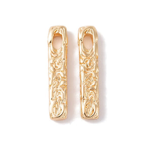 Hammered Elongated Pendant, 18K Gold-plated, 23x4.5mm, 2 pcs. - Uniq Perler - 113180