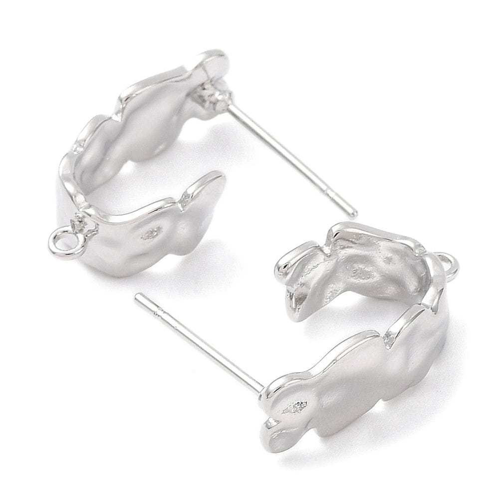 Hamret Halv Creoler, Platin Farvet Messing, 17x6,5mm - Uniq Perler - 114327