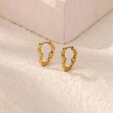 Hjerte Creoler Med Mønster - 18K Forgyldt (19mm) - Uniq Perler - 115208