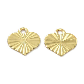 Heart Pendant With Pattern, 18K Gold-plated durable Brass, (7x7.5mm) 8 pcs. - Uniq Perler - 117079
