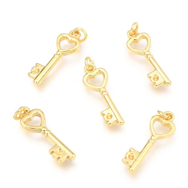 Hjertenøgle Vedhæng Med Øsken – 18K Langtidsholdbar Forgyldt Messing (20x7x2,3mm) 4 stk. - Uniq Perler - 122737