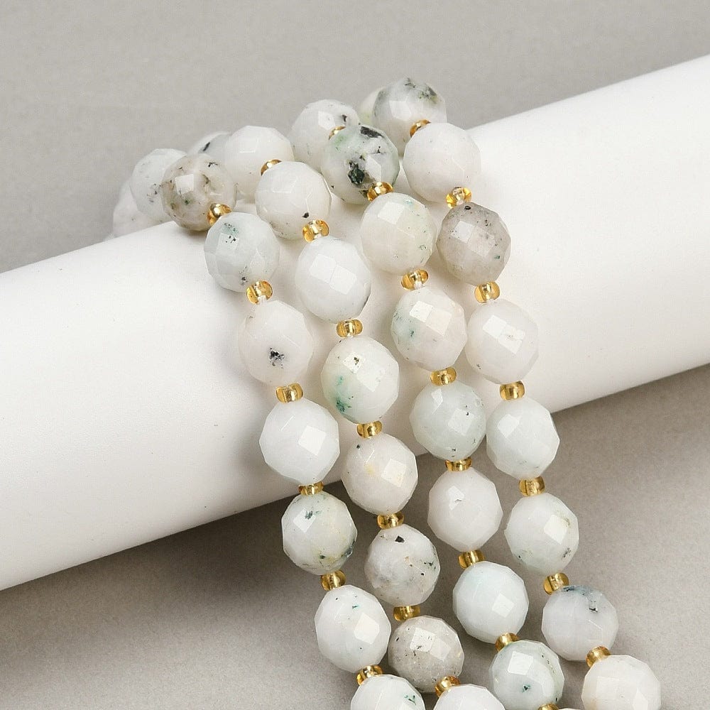 Hvid Afrikansk Opal – Facetteret Oval med Seed Beads (9x10mm) - Uniq Perler - 115766