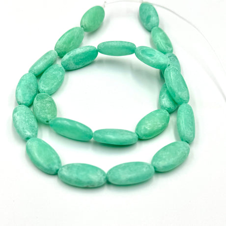 Jade Jade, ovale, lyse grønne str. 9x17,5 mm