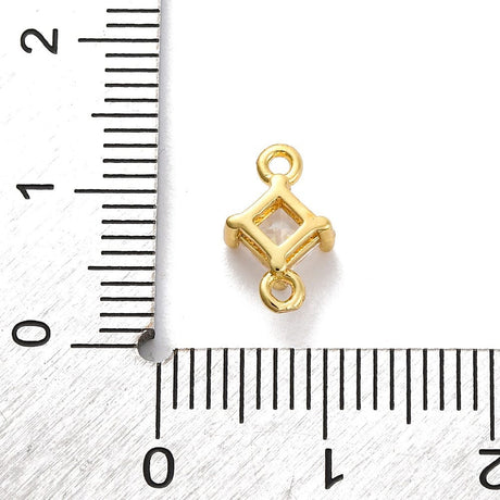 Kantet Mellemled Med Klar Zirkonia Sten, Langtidsholdbar Forgyldt, (10,5x7mm), 2 stk. - Uniq Perler - 114599