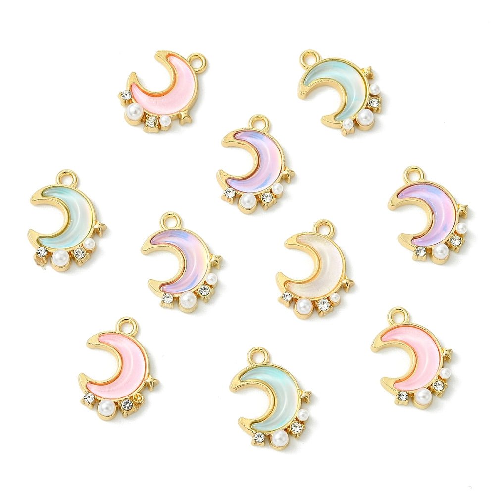 Måne Vedhæng – Forgyldt, Med Rhinsten og Perler (18,5x13,5x4mm) 10 stk - Uniq Perler - 117508