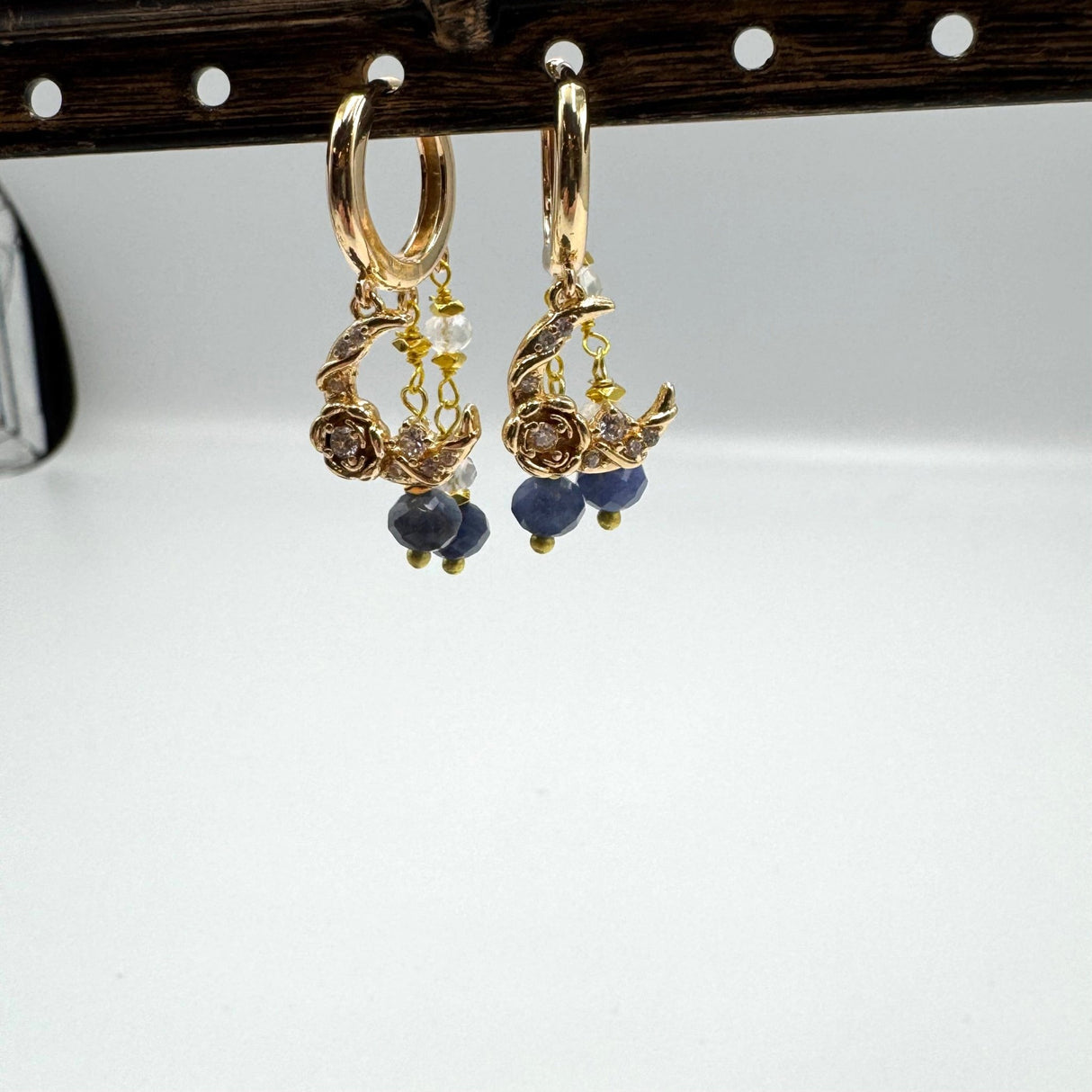 Måne Vedhæng Med Zirkonia Sten, 15x13 mm - Uniq Perler - 113981