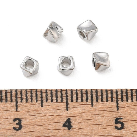 Messing Perler – Twistet , Langtidsholdbar Platinbelagt (3,5x3,5x3mm) 6 stk. - Uniq Perler - 122556