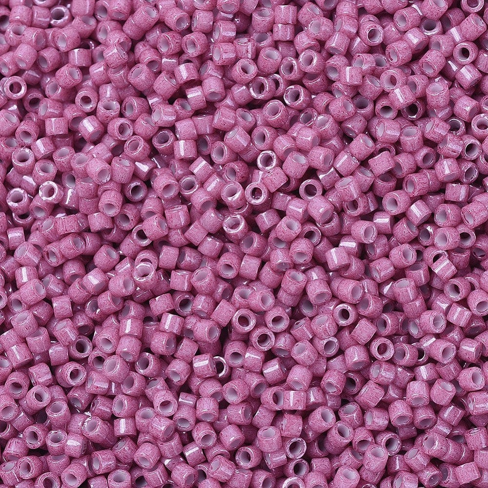 Miyuki Delica Perler, DB 1376, Dyed Opaque Antique Rose, 11/0 - Uniq Perler - 524621