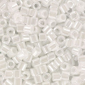 Miyuki Delica Perler - DB 201, Ceylon White Pearl (8/0) - Uniq Perler - 123287