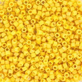 Miyuki Delica Perlen, DB 2102, Duracoat Opaque Dyed Banane, 11/0 - Uniq Perler - 112026