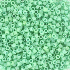 Miyuki Delica Perler, DB 2125, Duracoat, Dyed Opaque Sea Opal, 11/0 - Uniq Perler - 0000003062